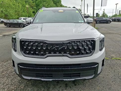 Certified 2025 Kia Telluride EX X-Line AWD/4WD image 9
