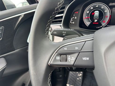 Certified 2025 Audi Q7 2.0T Premium Plus image 10