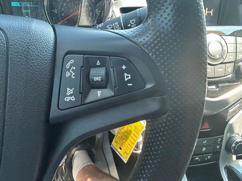 Used 2016 Chevrolet Cruze LT FWD image 23