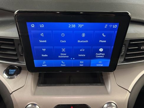 Certified 2023 Ford Explorer XLT w/ Equipment Group 202A image 9