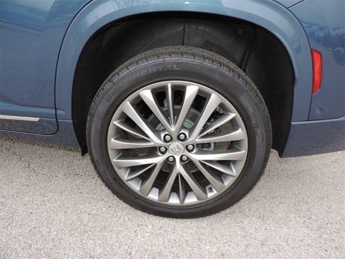 New 2026 Buick Enclave Avenir w/ Super Cruise Package image 9