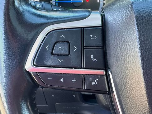 Used 2021 Toyota Highlander Platinum image 28