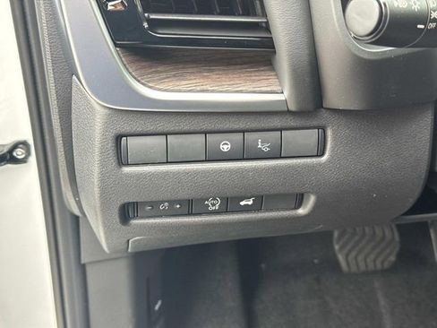 New 2026 Nissan Rogue Platinum AWD/4WD image 27