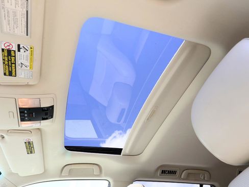 Used 2012 Lexus GX 460 w/ Comfort Plus Pkg image 30