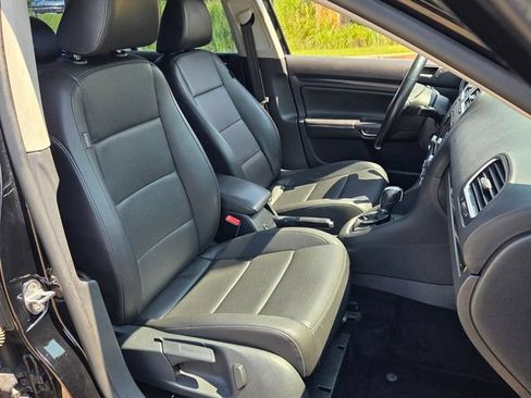 Used 2013 Volkswagen Jetta TDI FWD image 17