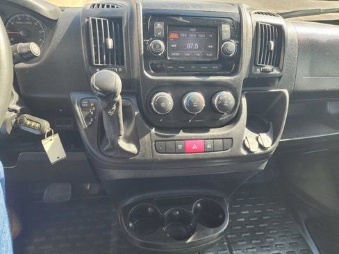 Used 2020 RAM ProMaster 2500 w/ Interior Convenience Group image 21