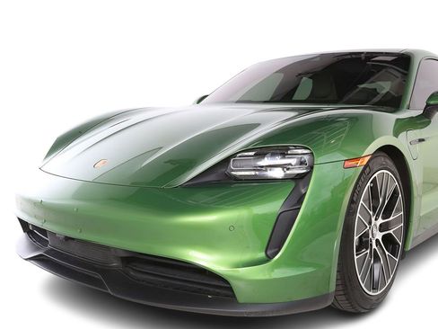 Used 2023 Porsche Taycan RWD image 8