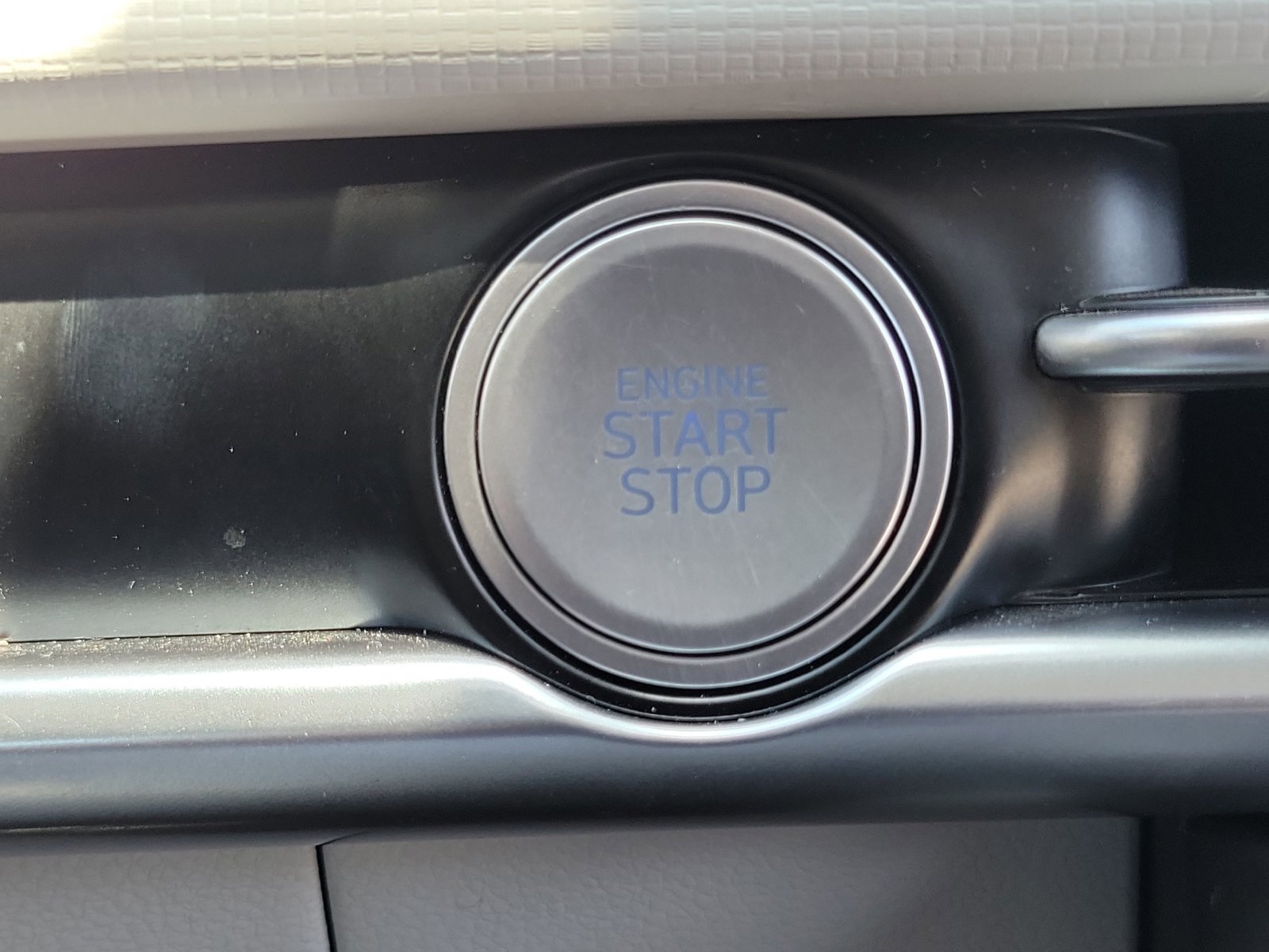 Used 2025 Hyundai Tucson SE FWD image 12
