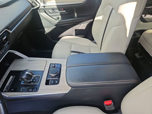 Used 2025 MAZDA CX-90 Plug-In Hybrid w/ Preferred AWD/4WD image 26