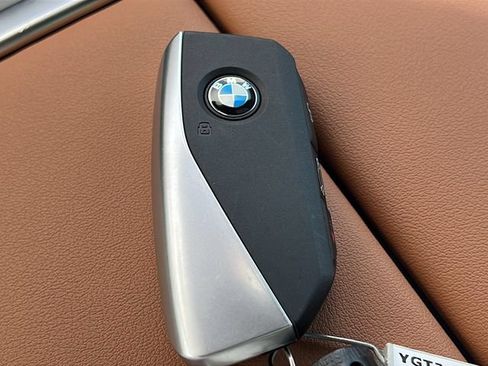 Used 2024 BMW X5 sDrive40i w/ Premium Package RWD image 25