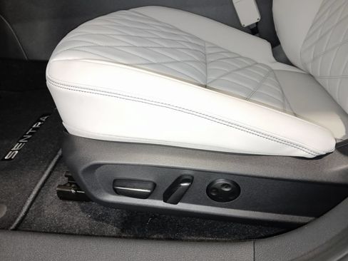 Used 2026 Nissan Sentra SL w/ Floor Mat Package FWD image 16