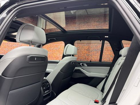 Used 2026 BMW X5 xDrive40i w/ Climate Comfort Package AWD/4WD image 3