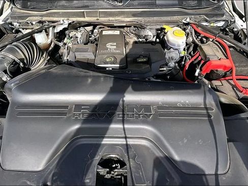 Used 2024 RAM 3500 Limited w/ Safety Group AWD/4WD image 9