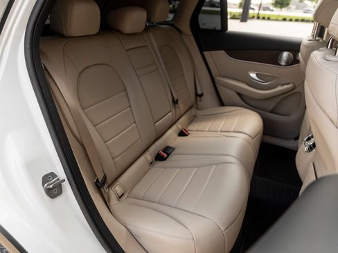 Used 2021 Mercedes-Benz GLC 300 4MATIC w/ Multimedia Package image 40