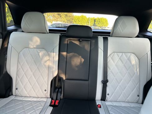 New 2026 Volkswagen Atlas Cross Sport SEL Premium R-Line AWD/4WD image 14