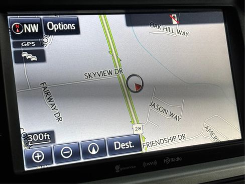 Used 2018 Toyota Highlander XLE image 37