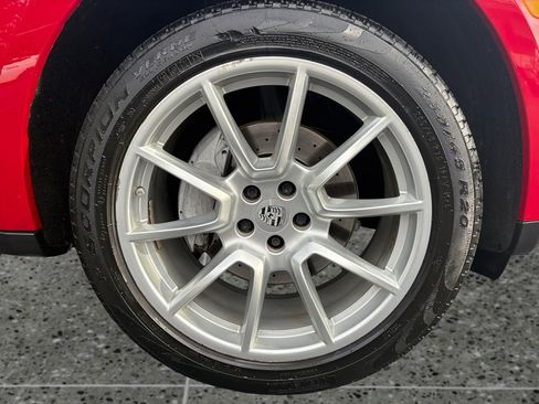 Used 2017 Porsche Macan image 35