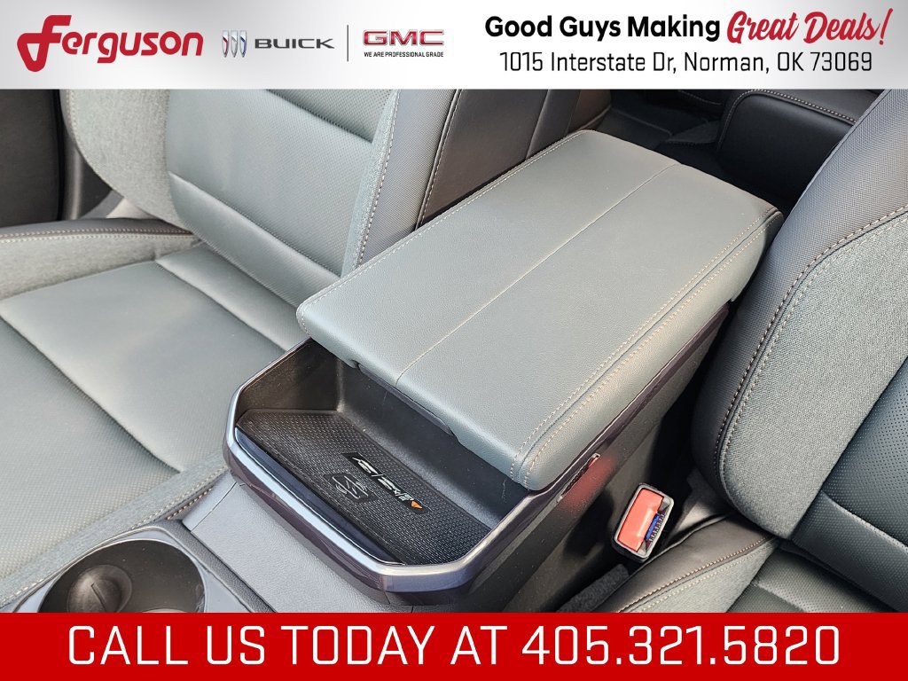 New 2027 GMC Terrain AT4 w/ Convenience Package III AWD/4WD image 34
