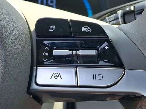 Certified 2026 Hyundai Elantra Sport FWD image 21