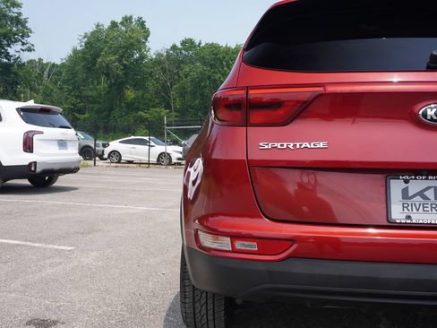 Used 2018 Kia Sportage LX AWD/4WD image 12