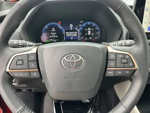 Used 2026 Toyota Grand Highlander AWD Hybrid image 25