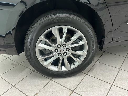 Certified 2023 Buick Enclave Avenir w/ Avenir Technology Package image 14