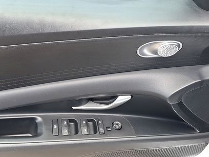 Certified 2025 Hyundai Elantra SE