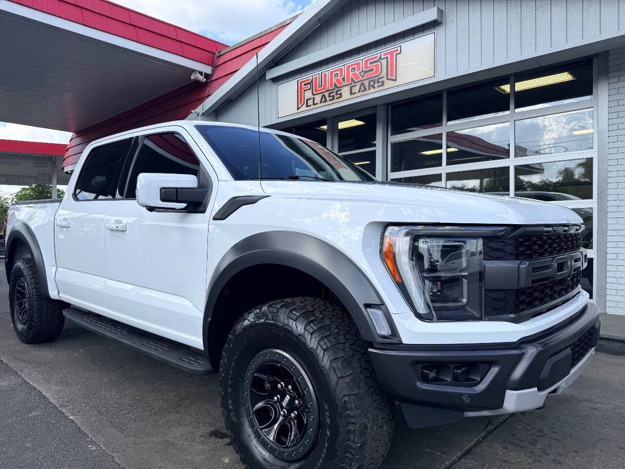 Used 2023 Ford F150 Raptor w/ Raptor Carbon Fiber Package AWD/4WD image 16