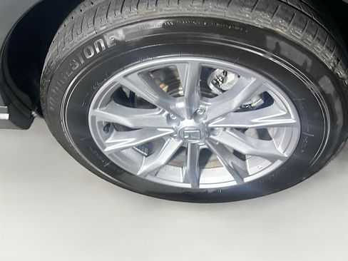 Used 2025 Honda CR-V EX-L image 11