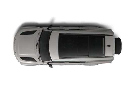 New 2026 Land Rover Defender 130 X-Dynamic SE image 4