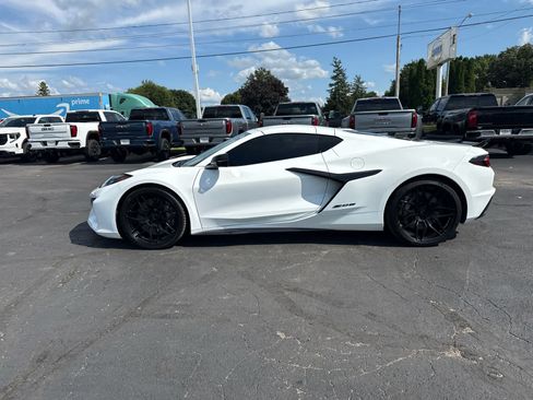 Certified 2024 Chevrolet Corvette Z06 w/ Stealth Interior Trim Package RWD image 2