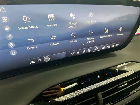 New 2026 Buick Enclave Avenir w/ Super Cruise Package image 13