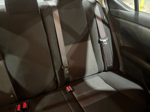 Used 2025 Nissan Sentra SV FWD image 32