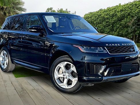 Used 2020 Land Rover Range Rover Sport HSE image 11