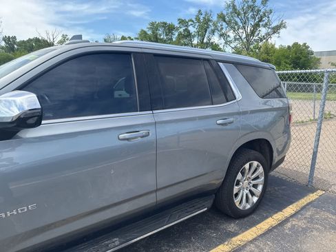 Used 2023 Chevrolet Tahoe Premier AWD/4WD image 23