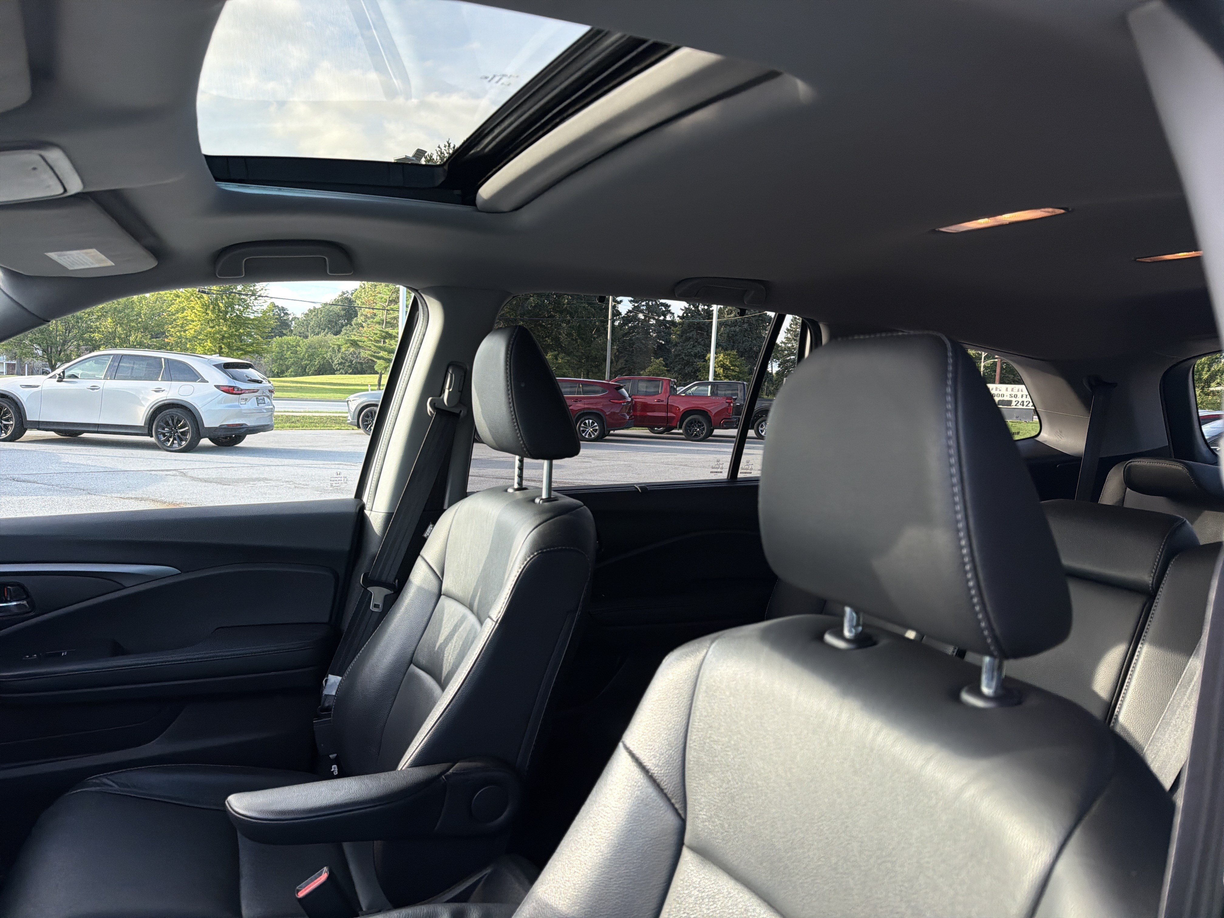 Used 2022 Honda Pilot Special Edition image 15