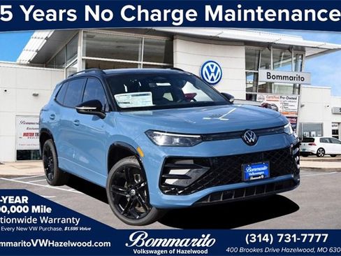 New 2026 Volkswagen Tiguan SE R-Line image 1