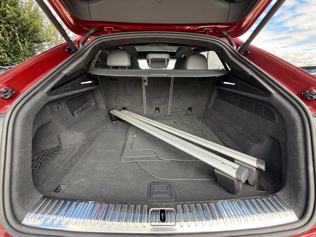Used 2021 Audi SQ8 Prestige AWD/4WD image 22