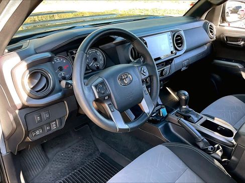 Used 2023 Toyota Tacoma TRD Sport w/ Advanced Technology Package AWD/4WD image 16
