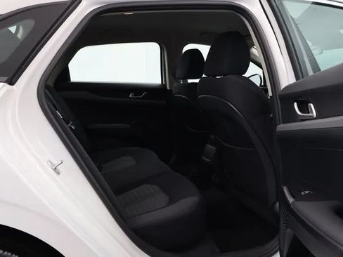 Used 2025 Kia K5 LXS FWD image 17