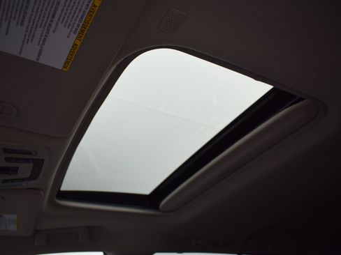 Used 2022 Toyota Sienna XLE image 21