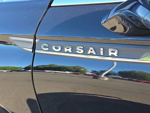 Used 2022 Lincoln Corsair Reserve w/ Equipment Group 201A AWD/4WD image 15