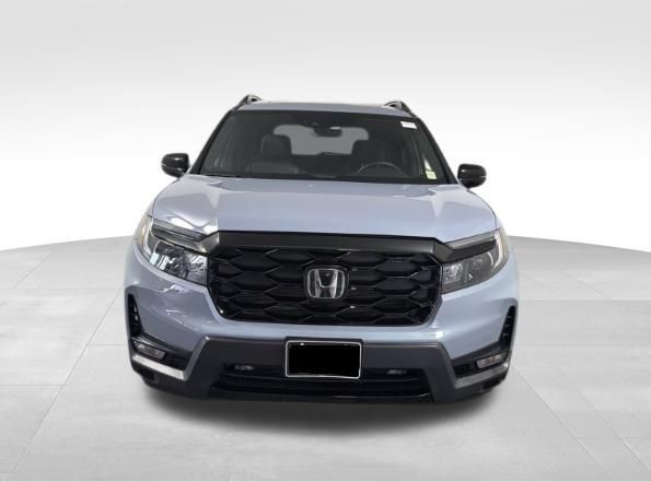 Used 2023 Honda Passport Elite image 2
