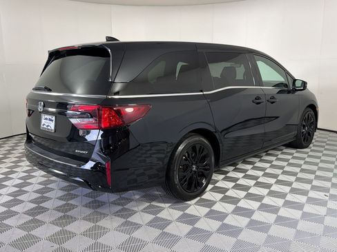 Used 2025 Honda Odyssey Sport-L image 9