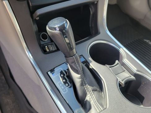 Used 2017 Toyota Camry LE FWD image 27