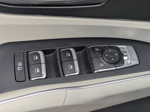 Certified 2025 Kia Sorento EX image 22