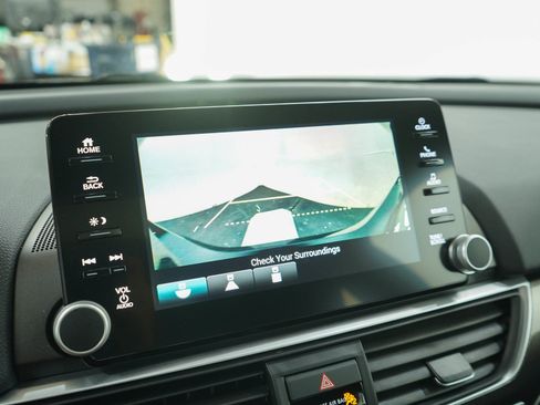 Used 2019 Honda Accord Sport image 25