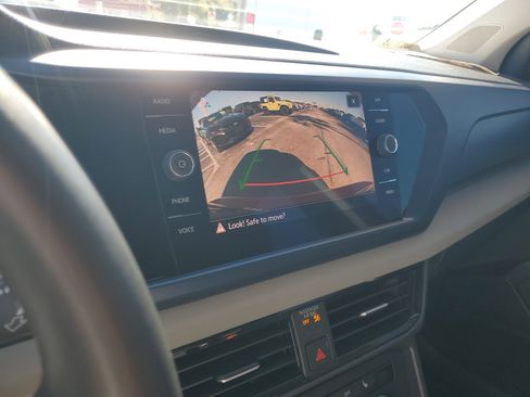 Used 2022 Volkswagen Taos SE w/ IQ.Drive SE Package image 25