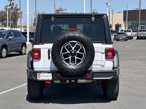 Used 2024 Jeep Wrangler Unlimited Rubicon image 4