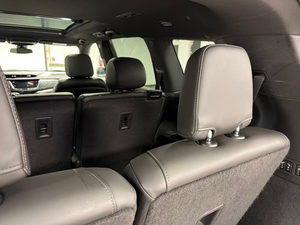 Used 2023 Cadillac XT6 Premium Luxury FWD image 18